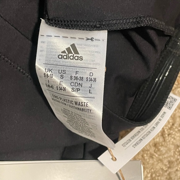 NWT Adidas Originals Boa Cropped Laser-cut Stretch Recycled Top Size S - Picture 2 of 6